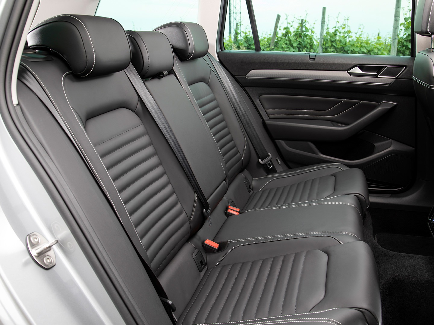 
								Volkswagen Passat Variant GTE full									